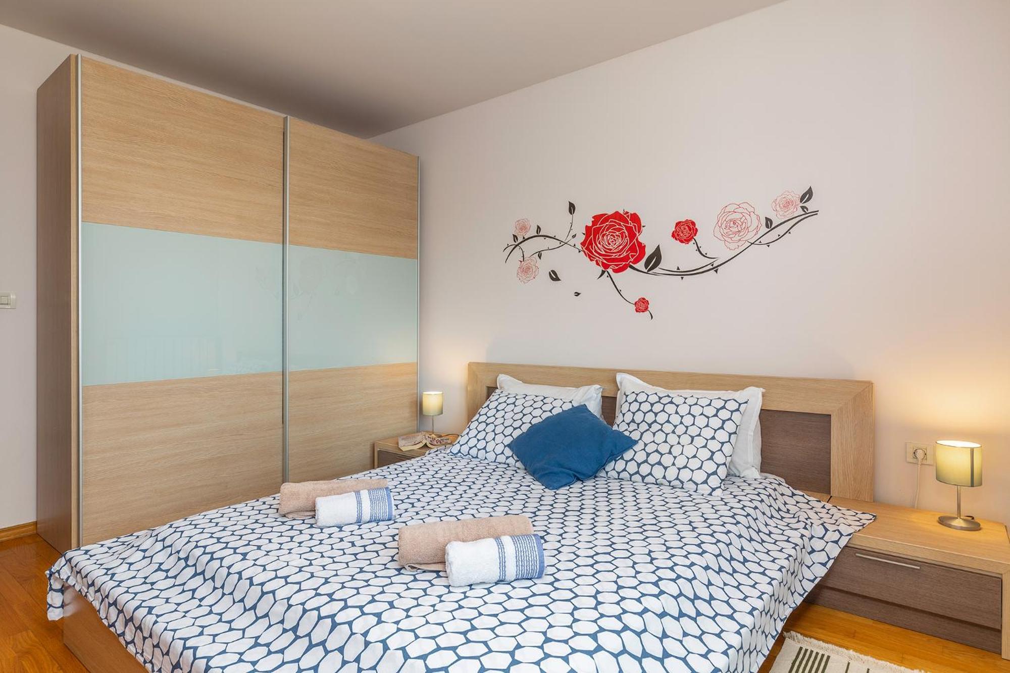 Deluxe Apartment Marina With A Private Parking Rijeka Exterior photo