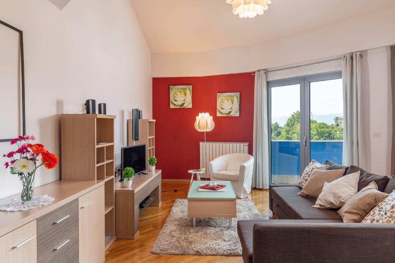 Deluxe Apartment Marina With A Private Parking Rijeka Exterior photo
